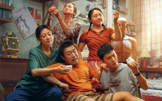 黄渤范丞丞殷桃疯力全开！《浪浪人生》10.1上映