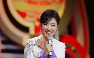 春晚现场每年都有很多观众，这些人哪来的？也没见卖票啊
