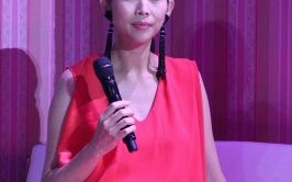 蔡少芬勇敢面对乳癌阴霾，张晋陪伴度过难关