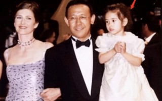 明星的混血娃长大了，姜文女儿清纯漂亮，周华健儿子长得太着急