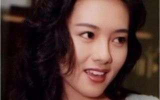 王祖蓝甜蜜乌龙惊喜：庆祝十年婚姻，马尔代夫浪漫之旅