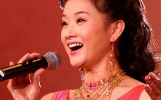 “民歌天后”宋祖英：24年的春晚常客，为何会突然“消失”（被小飞虫碰过的水果能吃吗有毒吗）