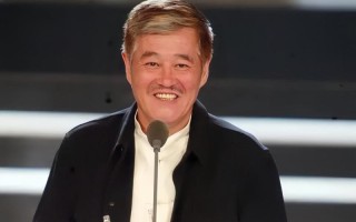 赵本山反对董卿上春晚，主持人不应崇洋媚外，董卿移民影响春晚