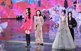 关晓彤和谭松韵同框春晚的彩排（谭松韵合作陈晓官宣了吗）