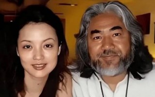 张纪中的魅力何在？66岁娶31岁娇妻，四胎幸福生活揭秘