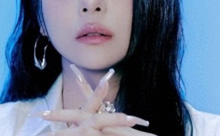 韩国知名女星，结婚对象公开，出演过真人秀节目《单身即地狱》