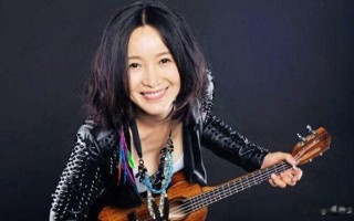 她曾登春晚4次，被恩师欺骗堕胎、前途尽毁，如今55岁仍没人要（12次登上春晚的女歌手）