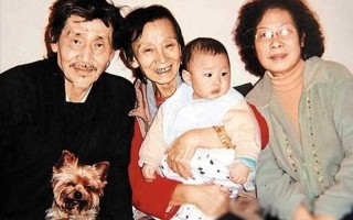 甘当小三45年，一人赚钱全家花，为了不得罪原配流产又绝育（甘做小三的男人）