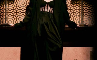 宋茜穿黑色蕾丝胸衣好性感 All Black造型又美又飒