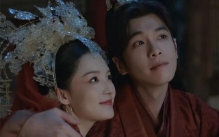 女星身材保持好的重要性不言而喻，《庆余年2》中李小冉的出场，让人重新认识了什么是白皙貌美