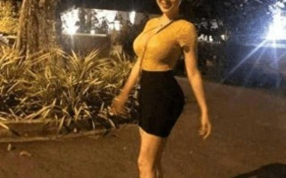 她因刘强东走红，国外住豪宅开名车生活奢华，如今成为万人迷
