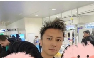 谢霆锋带家人日本度假 儿子Quintus嘴甜夸狄波拉是神奇奶奶