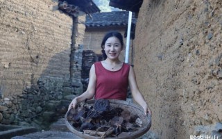 沈丹首次参加综艺节目，聊起自己女儿泪目，还产生了复婚的想法？