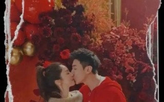 关悦晒董璇张维伊对镜大方亲吻