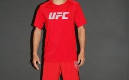 张铁泉孤身赴日参赛，UFC第一人背后的感人故事揭秘