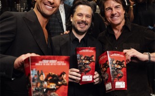 阿汤哥现身《猎杀游戏》伦敦首映 新预告爆燃来袭