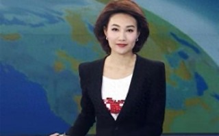 央视主持人李梓萌竟戴假发工作20年，摘下假发后网友都惊呆了！