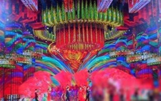 央视主持尼格买提，为啥多次主持春晚，看了《开门大吉》就知道了
