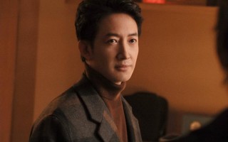 终于来了！耗时三年，央视开播，这部40集都市家庭大剧熬夜也要追（央视都市剧场节目）