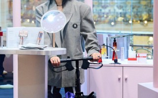 《巴黎合伙人》双店经营迎考验 国货出海渠道再升级