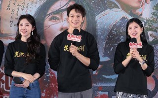 《笑傲江湖》北京首映 张雨绮：演东方不败有压力（笑傲江湖张艺谋和宋丹丹有争议的选手）
