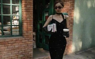 杨颖复出拍摄港风杂志大片，清新造型引发热议