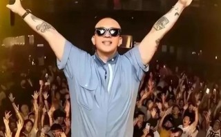 光头先生演唱会圆满结束，全家老小齐上阵，过气明星悉数到场助威（光头歌唱家叫什么名字）