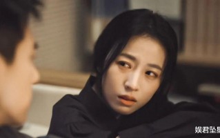 同样演李现女友，刘亦菲和《春色寄情人》周雨彤对比，差异明显（李现否认秀恩爱）