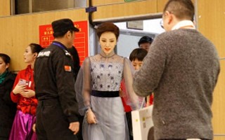 曾9次主持春晚！李思思确认从央视离职，未来或从事直播带货-