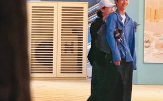 魏如萱与小21岁男友约会照曝光 甜蜜互动引关注