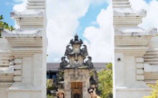 严屹宽妻子晒全家福！一家三口去印尼旅游心情好