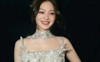 别太离谱，张韶涵演唱会当场拉稀，歌迷被臭到，网友：大便天后！（张韶涵演唱会翻车现场）