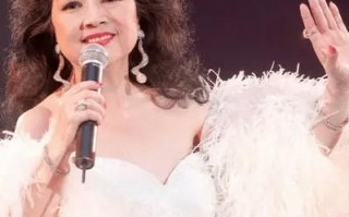 她宁愿离婚也不愿改变中国国籍，春晚为她破例，74岁仍单身