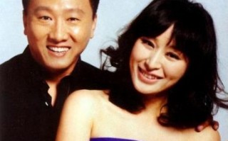 杨雨婷与房子斌22年青铜婚纪念：低调甜蜜的爱情故事