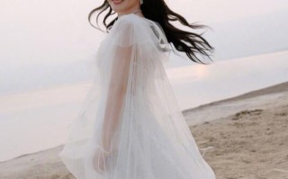 谢娜晒照庆祝44岁生日 感谢妈妈那年生下自己