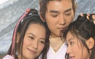 49岁女星复出带货人气惨淡，已9年没戏拍，仍在北京住独栋别墅
