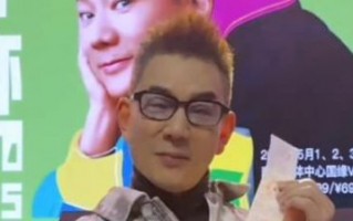 任贤齐骑摩托被罚单明星也犯错引热议