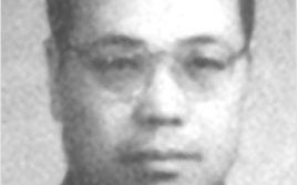 李健吾（李健吾的《雨中登泰山》 课文）