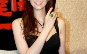 大S去世引发遗产与抚养权争夺战，汪小菲与S妈关系紧张升级