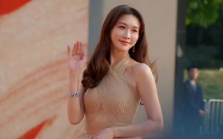 北京这一夜，杨子姗的臀，林志玲不老的吗，周也太美了救命（杨子珊太漂亮了）