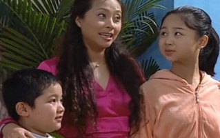春晚女笑星戚慧：因丈夫去世淡出舞台的戚慧，如今已再嫁重获幸福