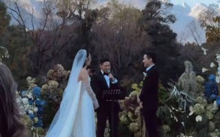 霍启仁在玉龙雪山举办婚礼 泰国妻子高挑美艳