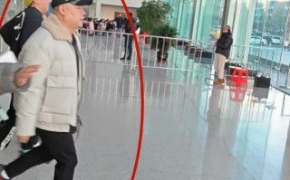 岳云鹏录完相声春晚，带孙越跑出演播厅，网友：是要赶场央视春晚