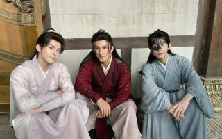 《莲花楼》开播一年，5位主演的差距已经拉开，真红假红一目了然（吉祥纹莲花楼恐怖吗）