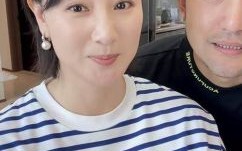 侯梦莎孕期大肚出门挖蛤蜊，老公毛毅贴心陪伴幸福满满