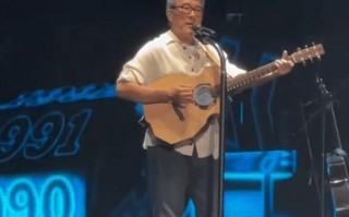 乔杉与妻子看李宗盛演唱会，一身行头超十万，开场情绪就沦陷爆哭（乔杉翻唱）