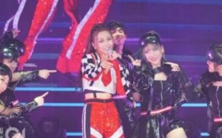 AGA低调感情曝光：与郑子邦订婚近两年，婚期未定