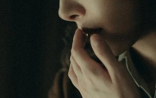 女神第一次大尺度，竟然被吐槽？