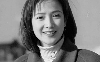 网传廖京生不离不弃照顾生病的何晴10年，廖京生的回应来了！