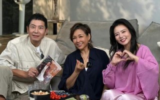 为挽留前夫，龚琳娜每天送一件礼物，这场坚持是救赎还是执念？